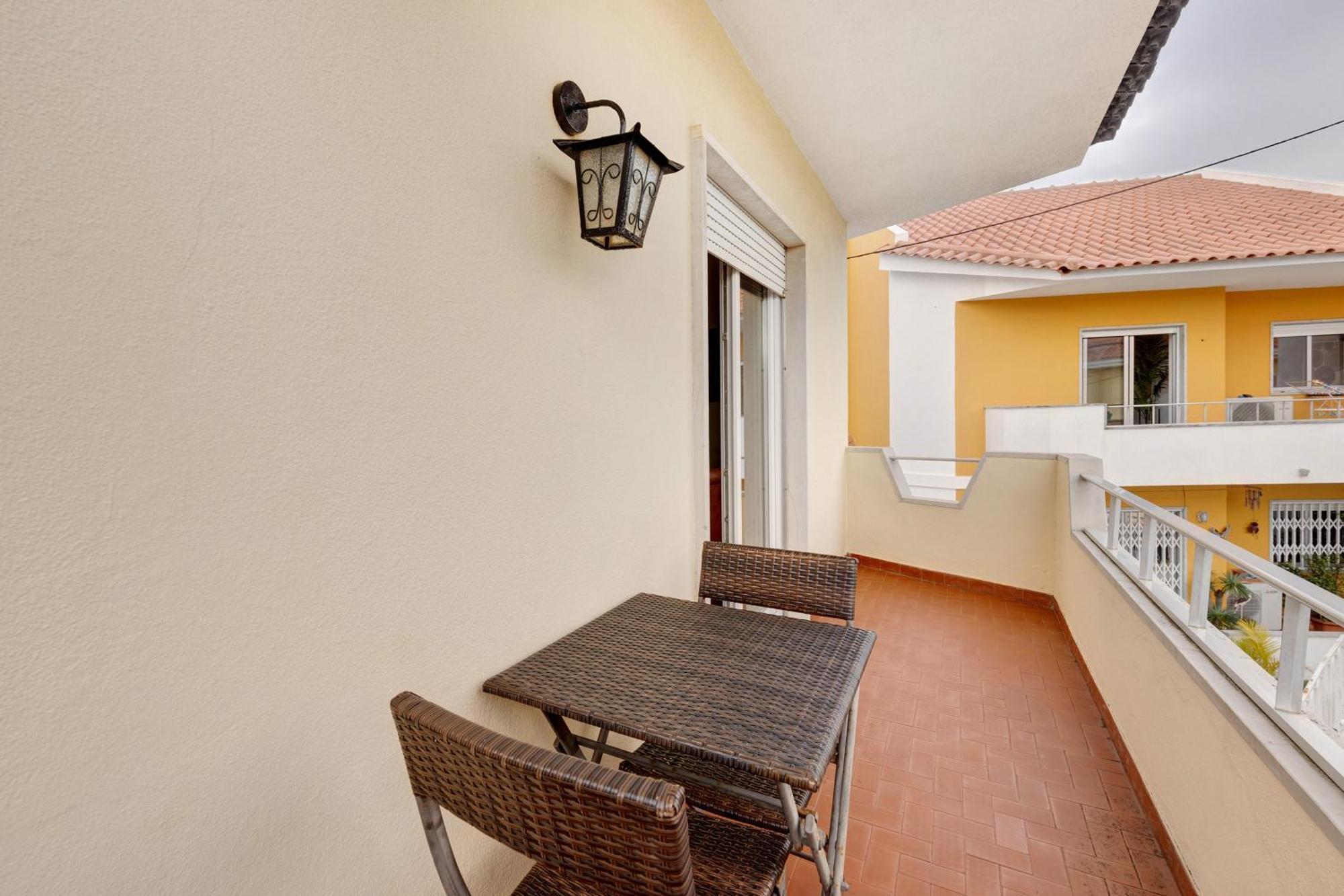 Elegant Vintage House With Barbecue Cascais